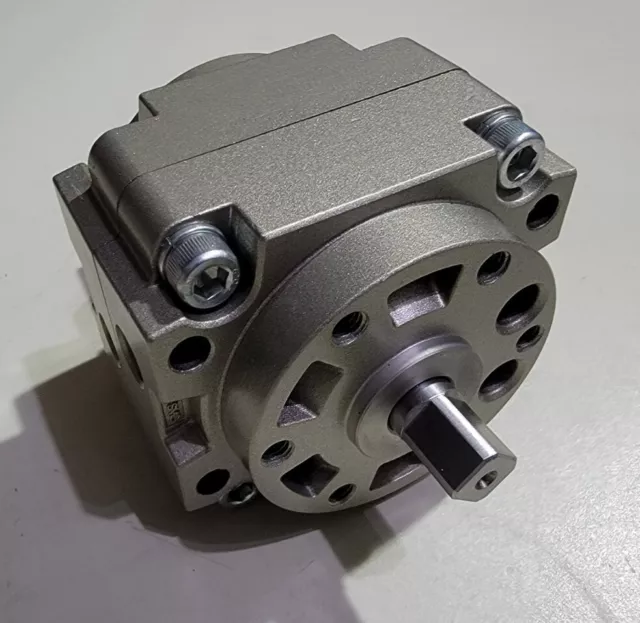 NEW SMC CRB1BW50-90D Rotary Actuator