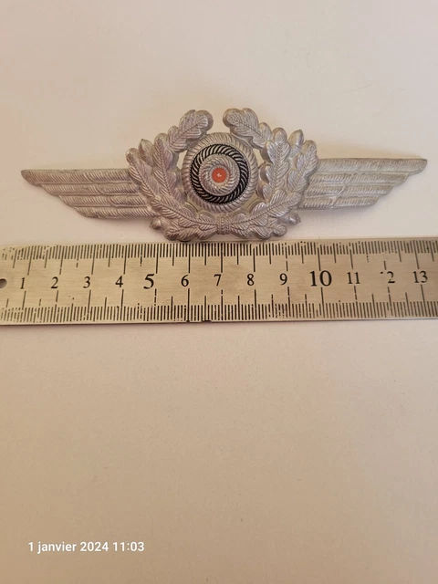 ANCIENNE BROCHE INSIGNE Militaire ABC ARME BLINDÉE ET CAVALERIE Édition