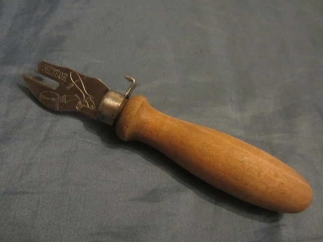 Lot Ouvre-boîte METEOR Ancien + Décapsuleur ROYAK WELCH FUSILIERS – France