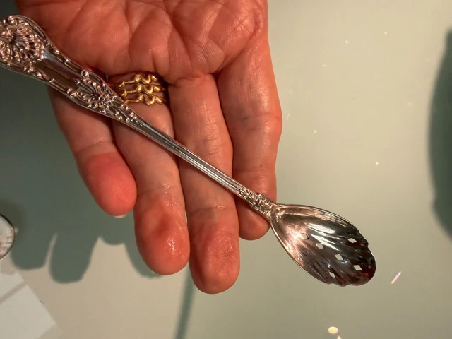 Cuillère à olive en argent massif poinçons Fermiers généraux 179 g
