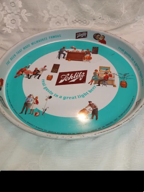 1962 SCHLITZ "The Beer That Made Milwaukee Famous" Vintage Serving Tray