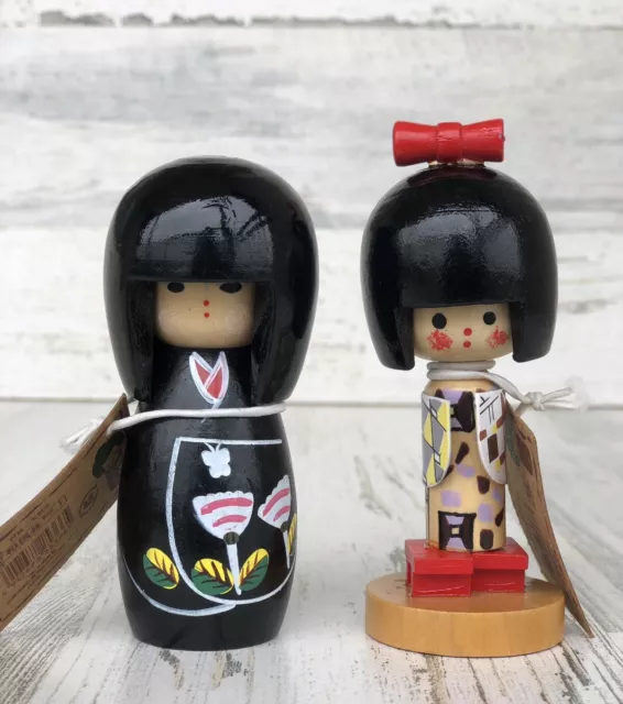 Set Of 2 Wooden Japanese Kokeshi Dolls *read* Kimono, Geta, Red Bow