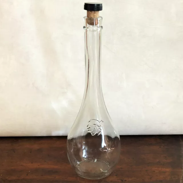 Grande carafe, à eau à vin, en verre, décor " Tête de Maure  Corse " en relief