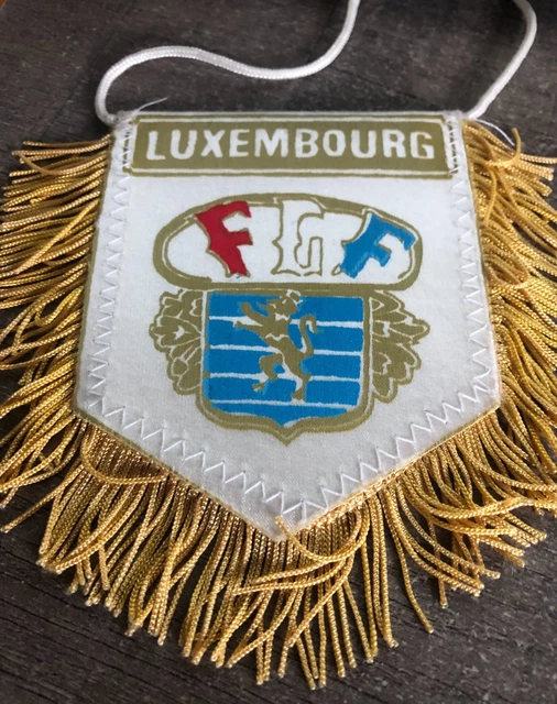 Histoire des Maillots ES Troyes AC - Football Kit Archive