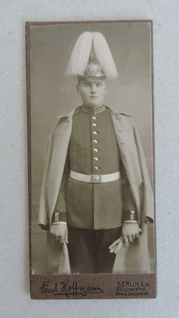 orig. Foto CDV Portrait Soldat Pickelhaube Paradebusch Berlin Preußen