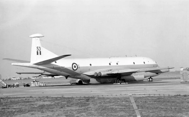 St Mawgan Wing, Nimrod MR.1, XV253 at Luqa, 12 Jun 1971 - original B&W neg