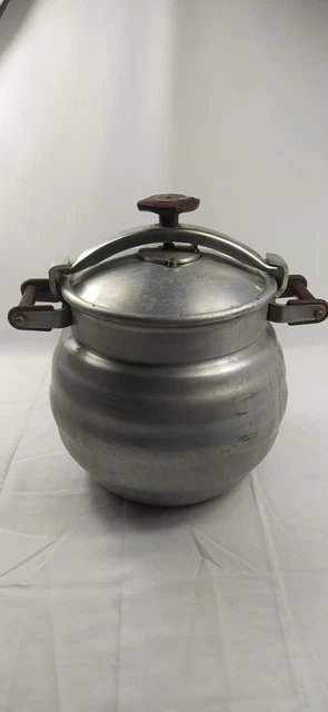 Cocotte minute SEB 8 L vintage - Arts de la table