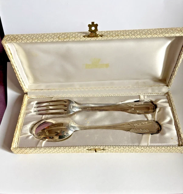 Coffret Couverts Naissance Argent/Métal Argenté - Gravé Initiales J.B