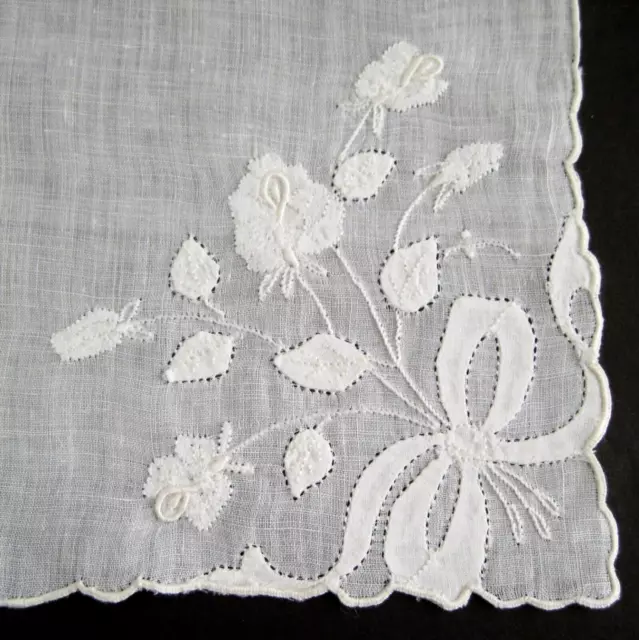 Vintage Madeira White Embroidered Linen Handkerchief Hanky Roses Orig Package