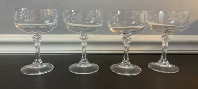 Lovely Vintage Martini Glasses Floral Etched Crystal Stemware 5 1/2” Glass Set 4 Lovely Vintage Martini Glasses Floral Etched Crystal Stemware 5 1/2” Glass Set 4