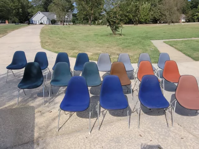 Lot of 18 Herman Miller Eames Fabric Padded Fiberglass Side Shell Chairs