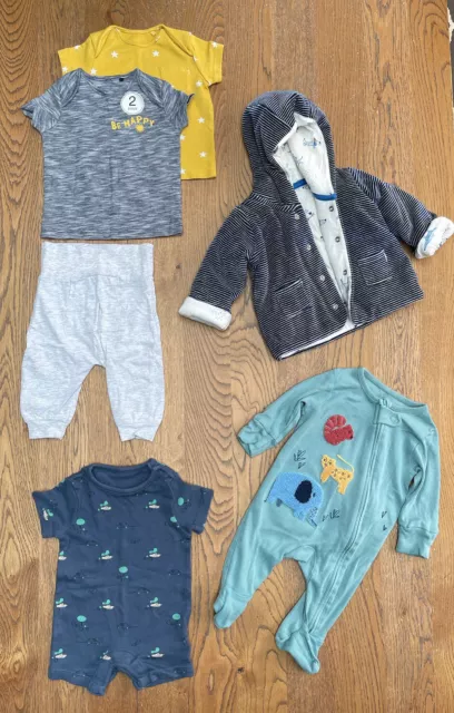 Baby Boys Outfit Bundle 0-3 Months Marks & Spencer Coat, Romper, Sleepsuit