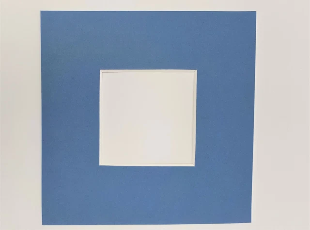 Montaje de imagen de tamaño cuadrado de 6x6 pulgadas con corte de ventana de apertura a 2,5x2,5" EXACTO
