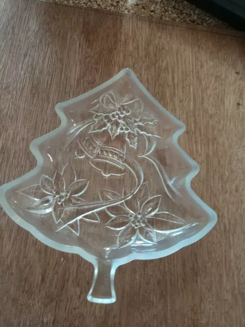 Christmas Tree Small Glass Server Plate Candy Snack Cookie Dish Home Beautiful