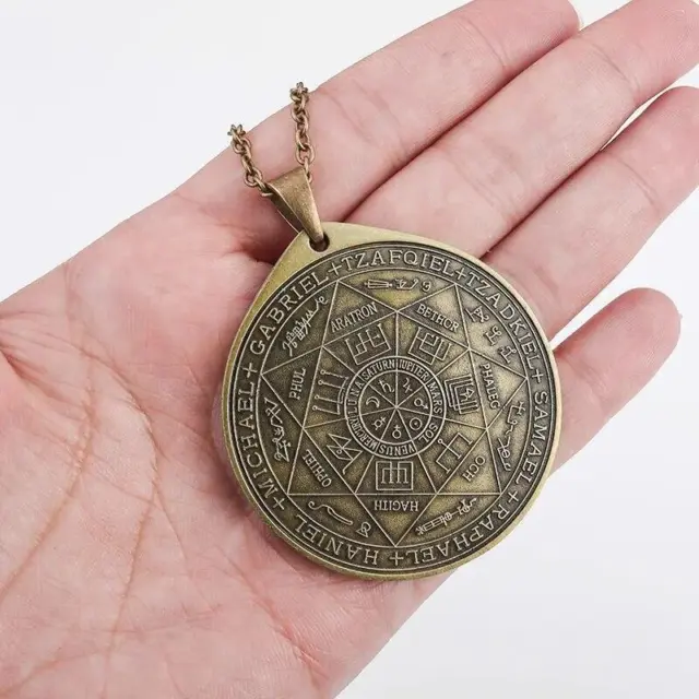 Amuletos De Proteccion Y Para Buena Suerte Contra La Brujeria Medallon Colgante
