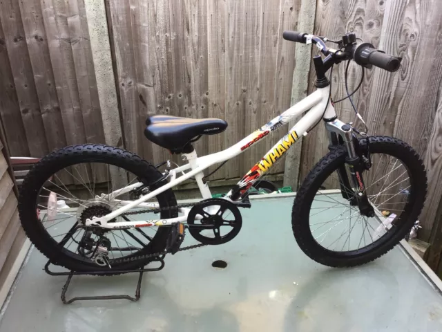 Apollo wham store bike