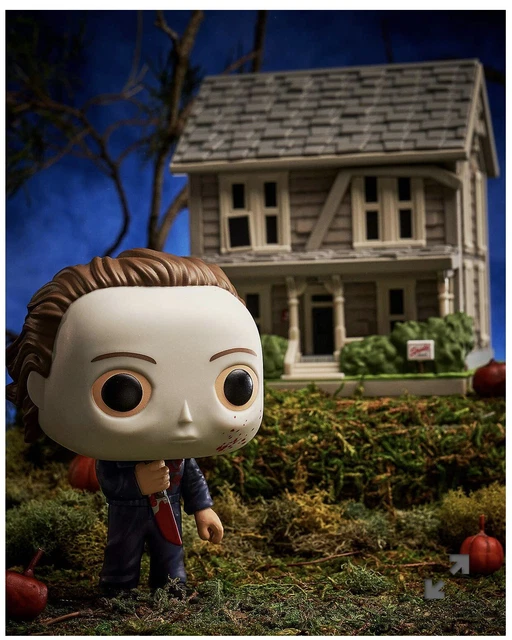 Funko Pop Town Halloween Michael Myers with Myers House #25 - NEW IN HAND!
