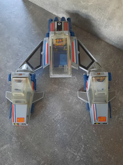 Action Force - Space Force Triad Fighter & Captain Moondancer