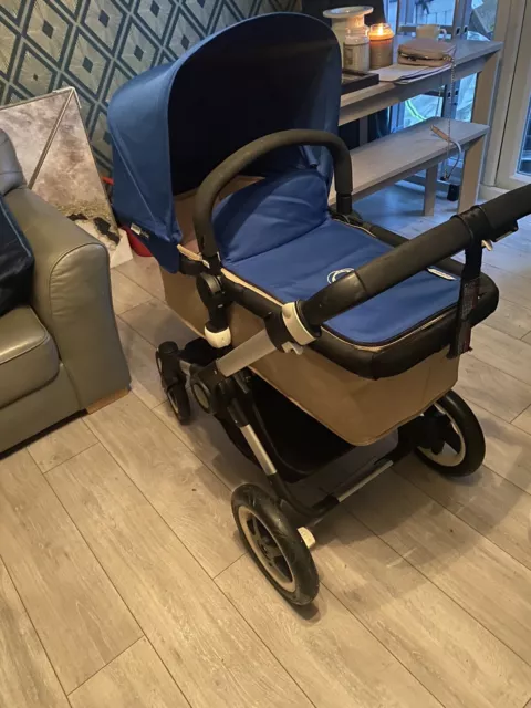 Complete Bugaboo Buffalo In sand with Blue Hood And Apron