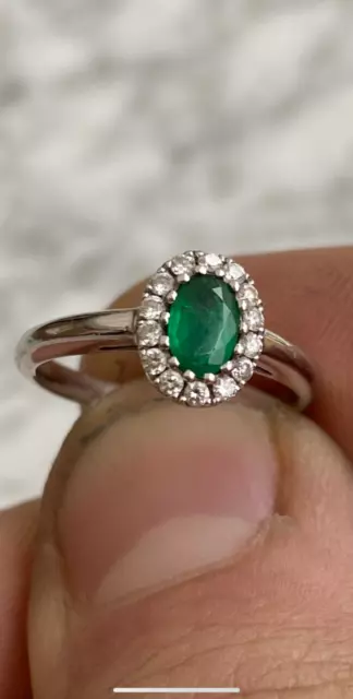 18ct white gold Emerald and diamond ring