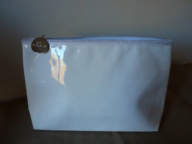 Pochette chanel blanche on sale