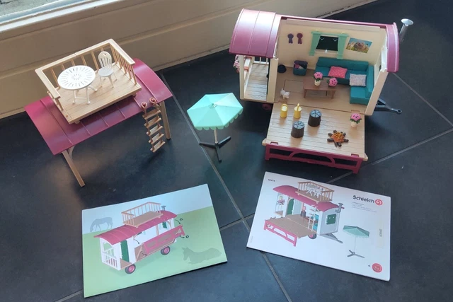 Schleich Pferdeunterstand: Das perfekte Zuhause für deine Pferde - und ein Ausmalbild-Abenteuer!