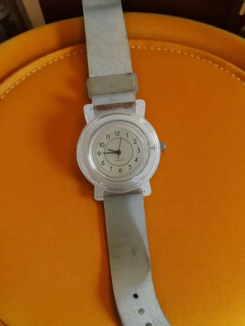 Montre Femme Vintage Decerny – Non Testée – Pièce De Collection