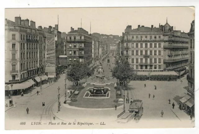 Lyon - Place Et Rue De La Republique / Carte Postale Ancienne - Rhône