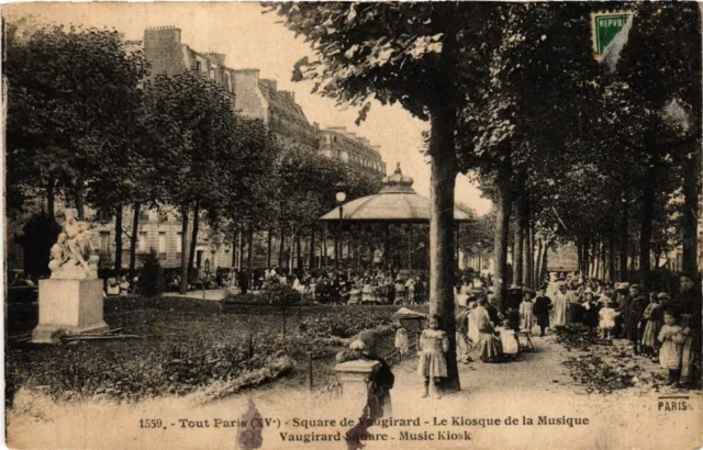 CPA Paris 15th All Paris-Square de Vaugirard-Le Kiosque de la Musique (311613)