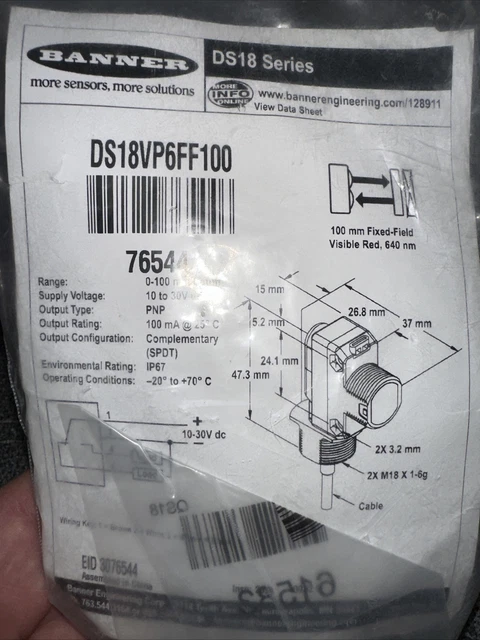 Banner DS18VP6FF100 Sensor 76544 DS18 Series