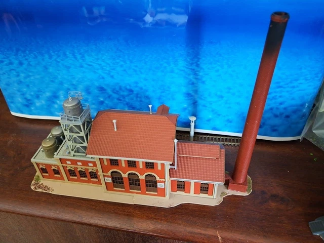 Maquette D'entrepôt à L'échelle HO (1:87) Pour Réseau De Train - Marque Faller/Vollmer/Kibri, Bon état Occasion