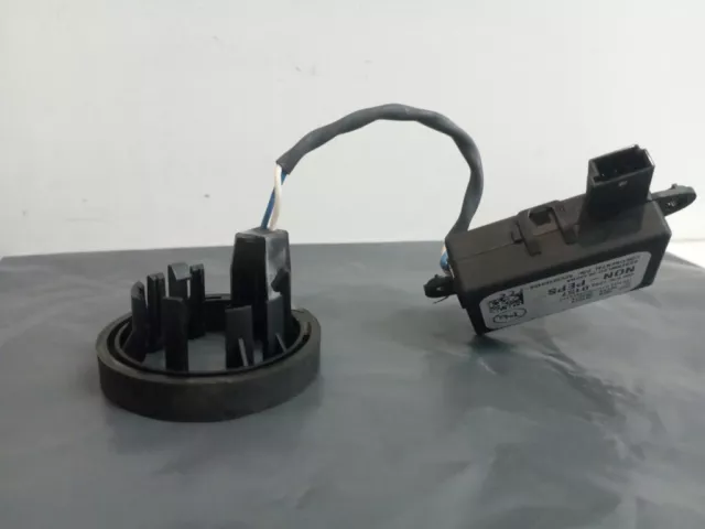 Vauxhall Astra J 2009-2014 SCHLÜSSELLESERING RING WEGFAHRSPERRE SIGNALEMPFÄNGER 13500157