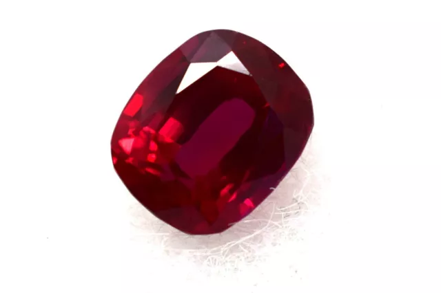 10.85 CT Naturel Beau Rubis Rouge Coussin Forme Certifié Pierres à Facettes