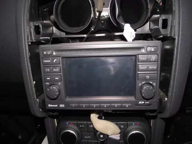 Nissan Qashqai Navigation GPS Navi Radio