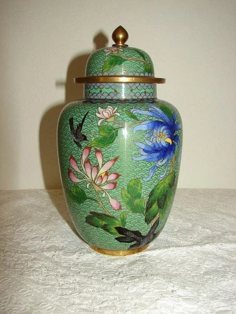 VERY RARE BEAUTIFUL Antique Cloisonne Covered Ginger Jar cir. 1800's.