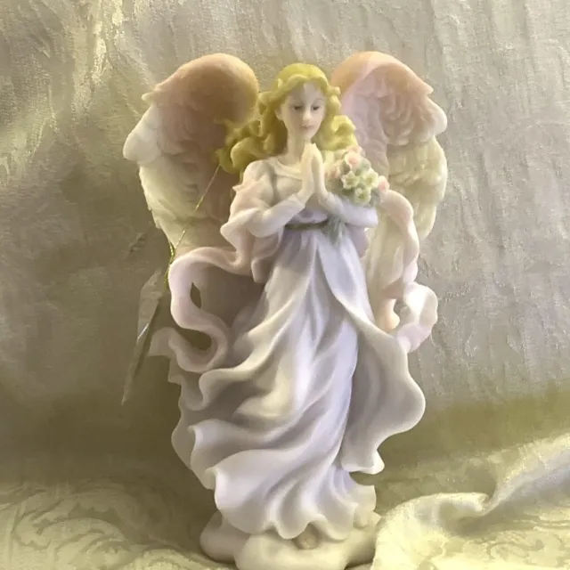 Seraphim Classic “The Praying Angel”
