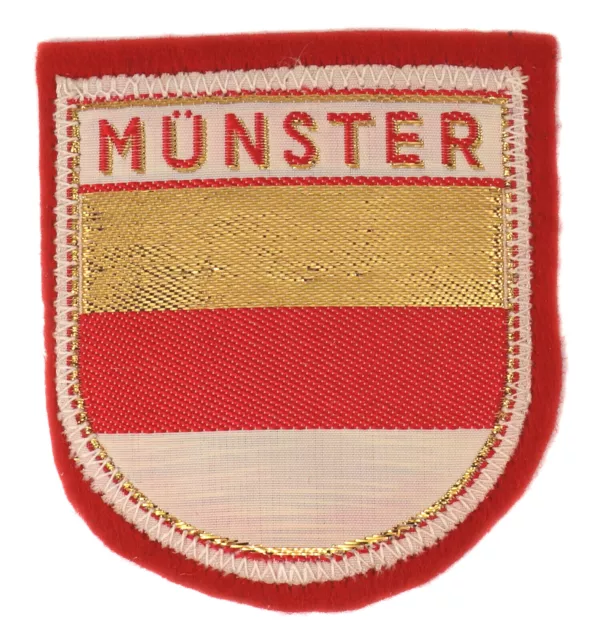 Ecusson brodé (patch/crest embroidered) ♦ Munster