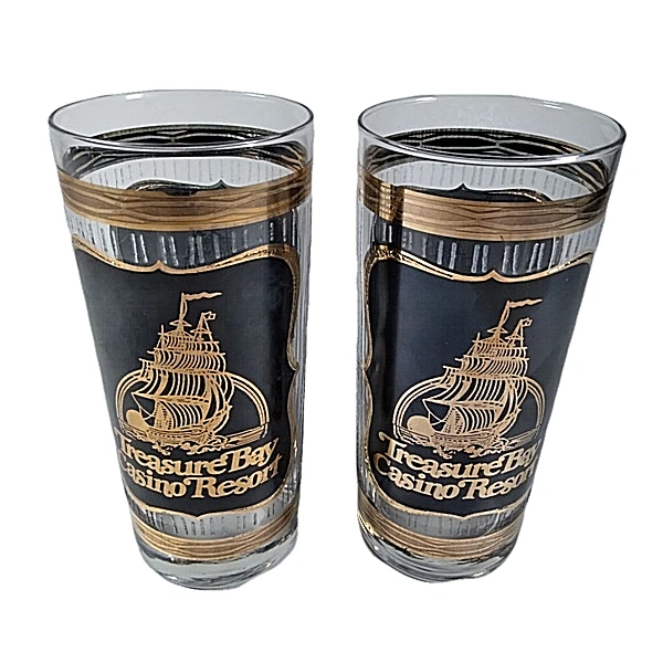 Treasure Bay Casino Resort Set of 2 Pirate Ship Gold Trim Cocktail Glasses Glass
