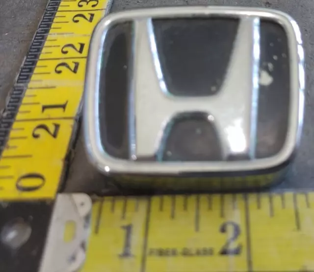 Honda Civic Circa '94 Rear Emblem 5701 Sr8 {4758}