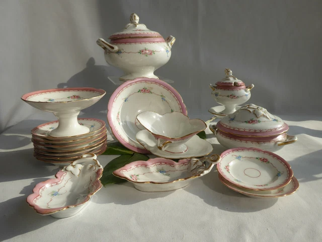ANCIENNE DINETTE EN porcelaine EUR 25,00 - FR