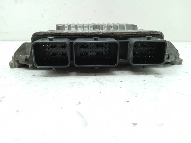 Calculateur Moteur Pour Ford Fiesta 6 1.4 TDCI 2011 - Réf. 8V2112A650 / 5WS40584
