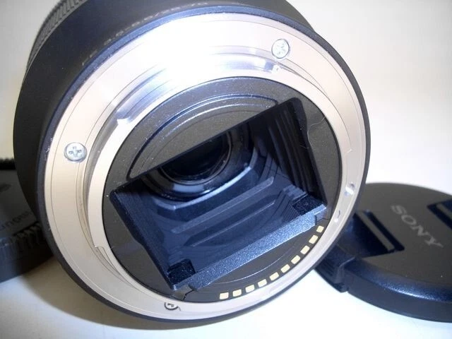 28-70mm OSS Full Frame FE 1:3.5-5.6 SEL2870 ED ASP IS AF für SONY ALPHA E-Mount 3