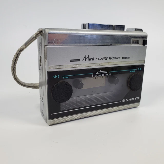 LECTEUR/ENREGISTREUR CASSETTE SANYO M1120 Walkman Lire la description