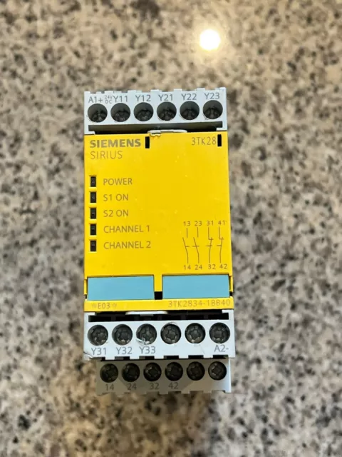 Siemens Sirius 3TK2834-1BB40 Sicherheitsschaltgerät Safety relay