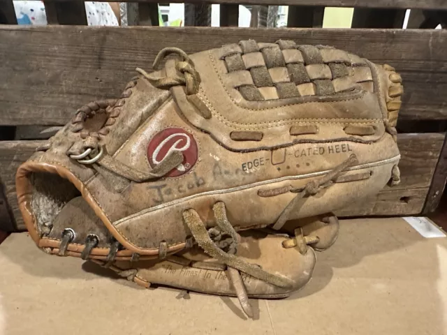 Rawlings Baseball Glove 13” RBG25 RHT Cal Ripken Jr