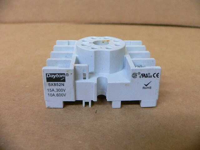 DAYTON 5X852N Relay Socket