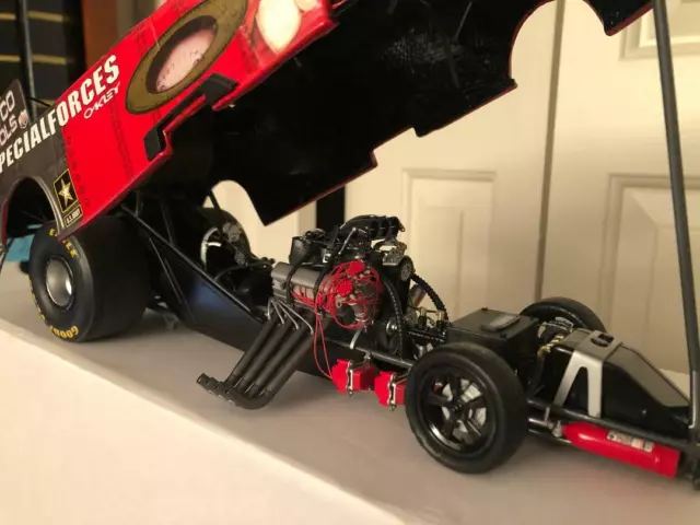 Oakley Elite Special Forces 1:16 Top Fuel Matco Limited Edition Die Cast Rare