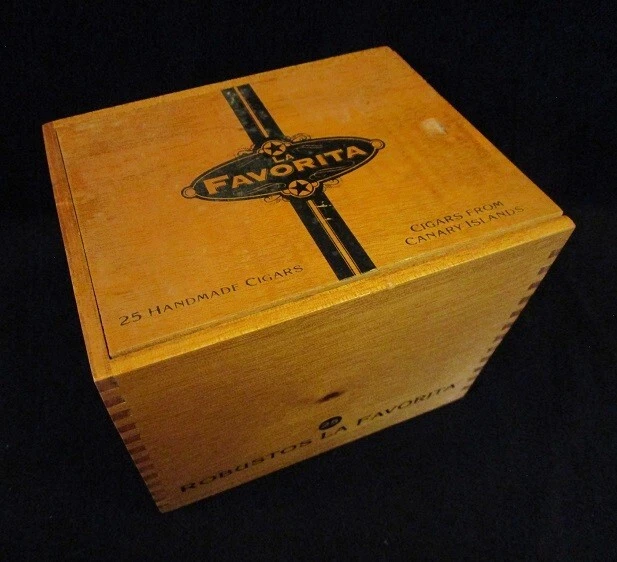 Robustos La Favorita - Wooden Cigar Box ONLY - From Canary Islands (Spain)