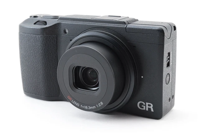 RICOH GR II 16.2 MP Digital Camera Black count 5645 [Near Mint] #1862952 2