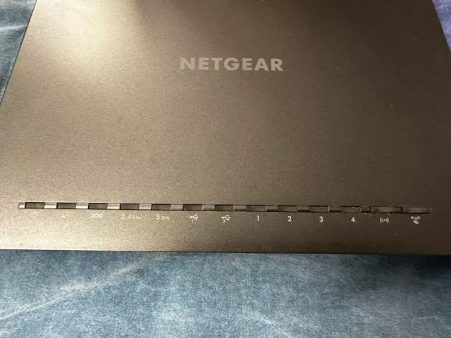 Netgear Nighthawk D7000 AC1900 modem router dual band Gigabit WiFi VDSL/ADSL 2